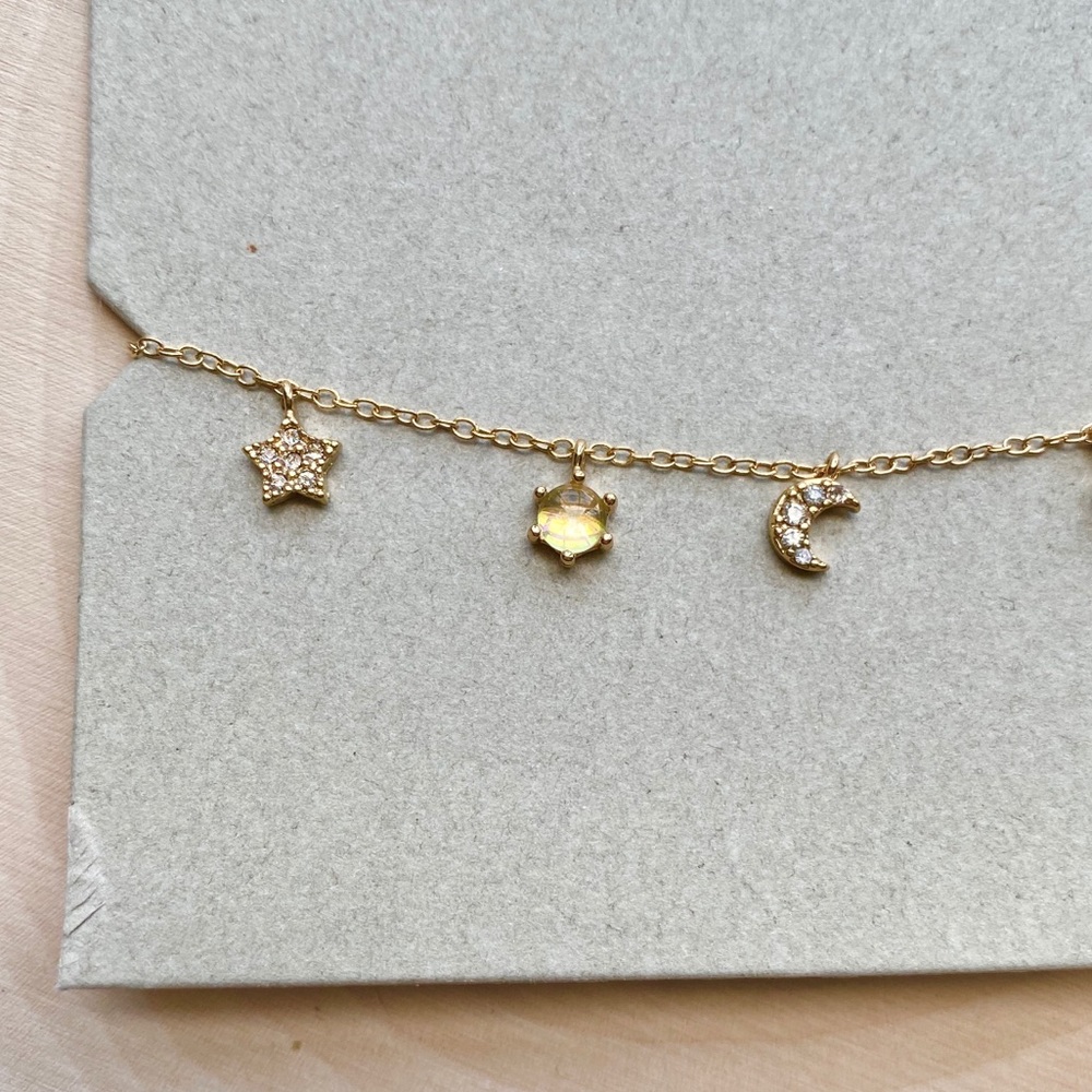 NWT Urban Outfitters Celestial Charm Bracelet Gold - Moon, Star, Glass Charms - Picture 3 of 15